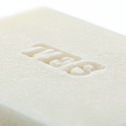 Eco-Friendly Soaps: How to Choose Between Bar and Liquid Options